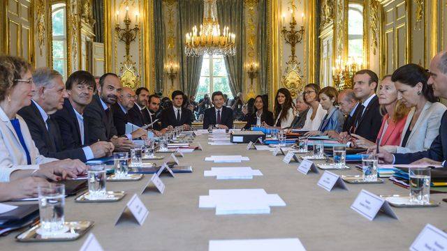 Lettre au Président de la République.