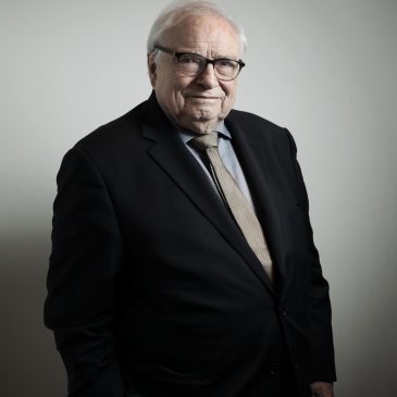 Maitre Leclerc Avocat militant tourné vers l’avenir de l’humanité.